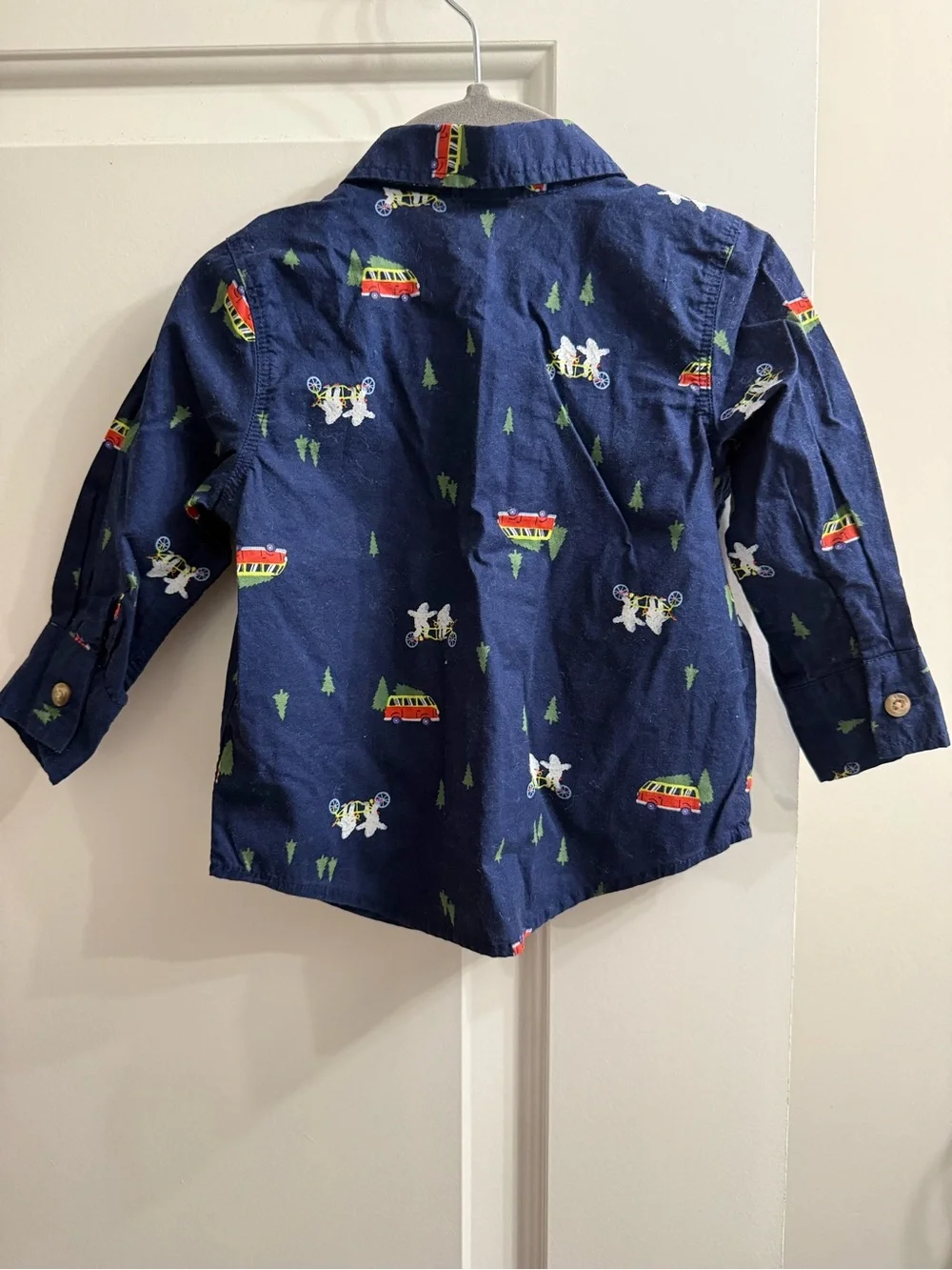 Old Navy Navy Button-Down Shirt with Winter Outdoor Print